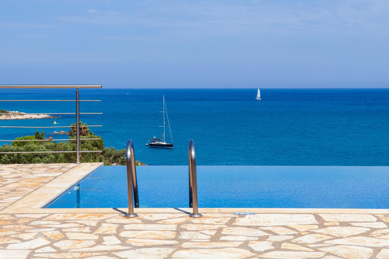 Sport & Beauty 2, Villa Seasun - Seafront Property with Infinity Pool & Panoramic Coastal Views by Posarelli Villas, Ionian Islands