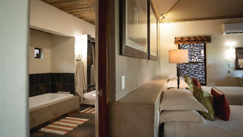 Bedroom 4, Mashatu Lodge