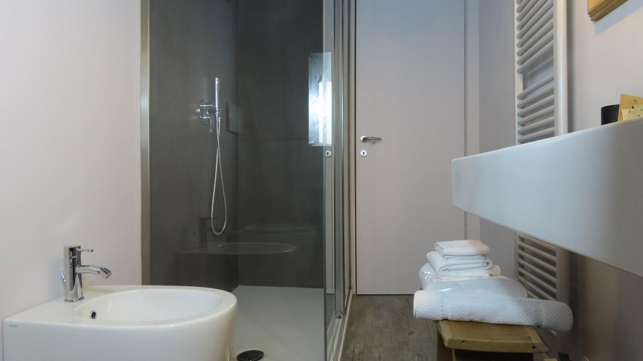 Bathroom 3, Ca Veja Room & Breakfast Forli, Forli' - Cesena