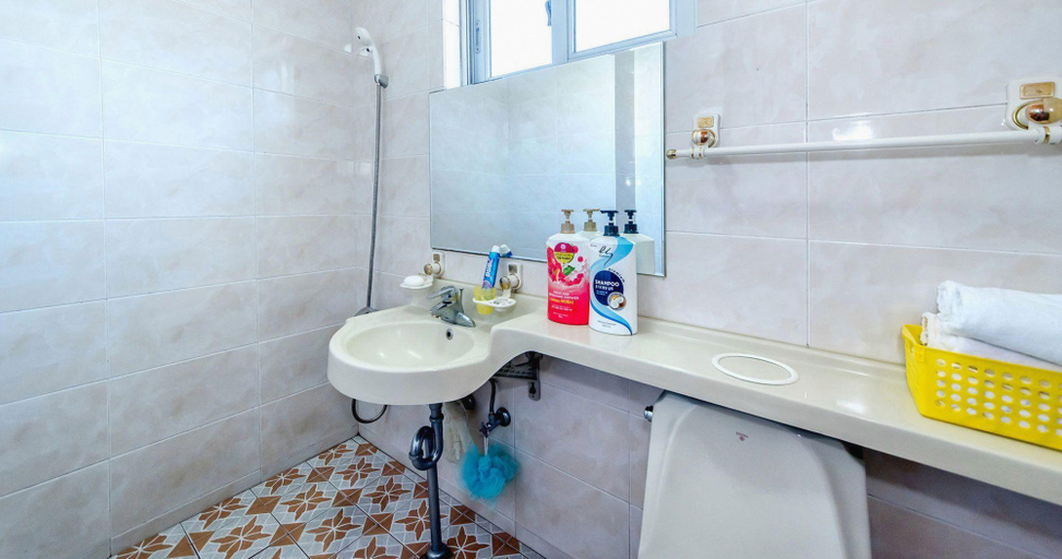 Bathroom 3, Sea Dragon Pension, Seogwipo