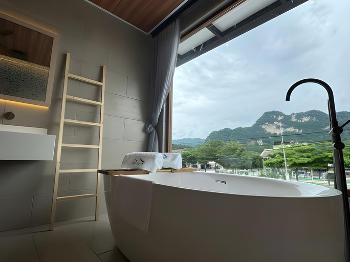 Bathroom 3, Muzi Boutique Hotel, Kinta