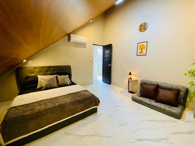 Bedroom 4, Private Villa in Rizal with Mountain View, Rodriguez