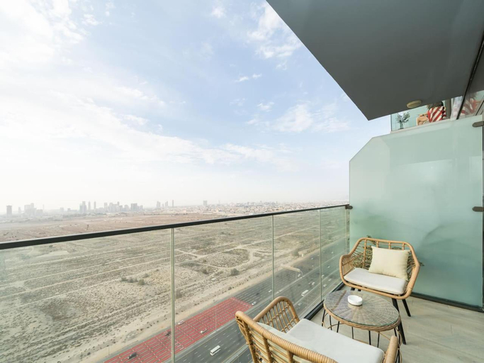 Others 5, Stunning Furnished Studio in Bloom Tower, JVC, Dubai