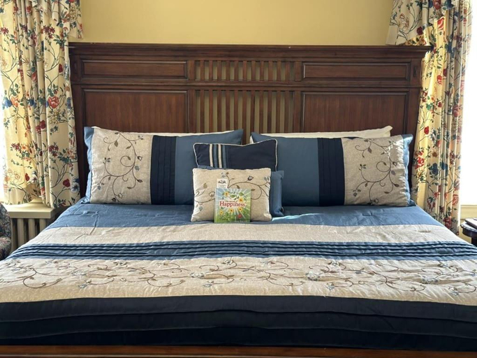 Bedroom 2, MONTAGUE INN - BED AND BREAKFAST, Saginaw