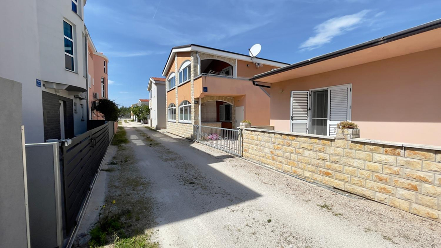 5, Apartments Nemcic, Nin