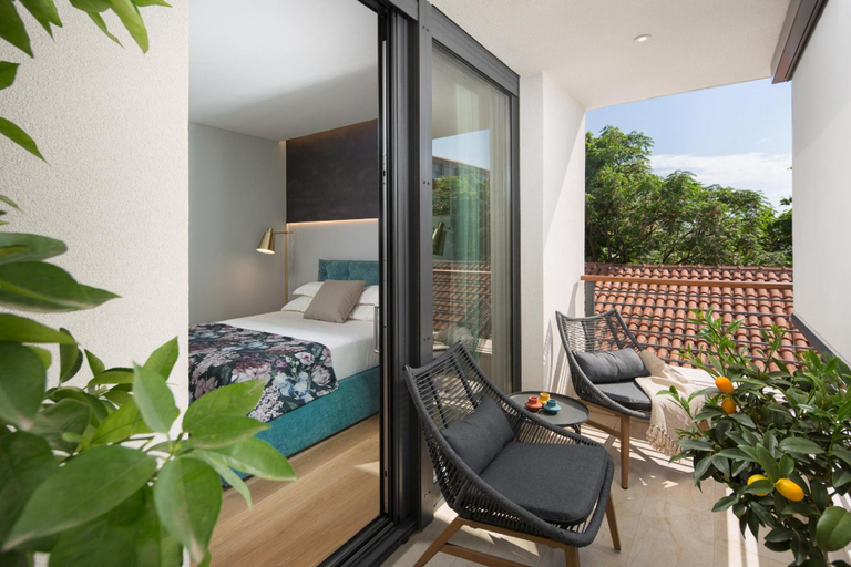 Others 5, Villa Tereza, Zadar