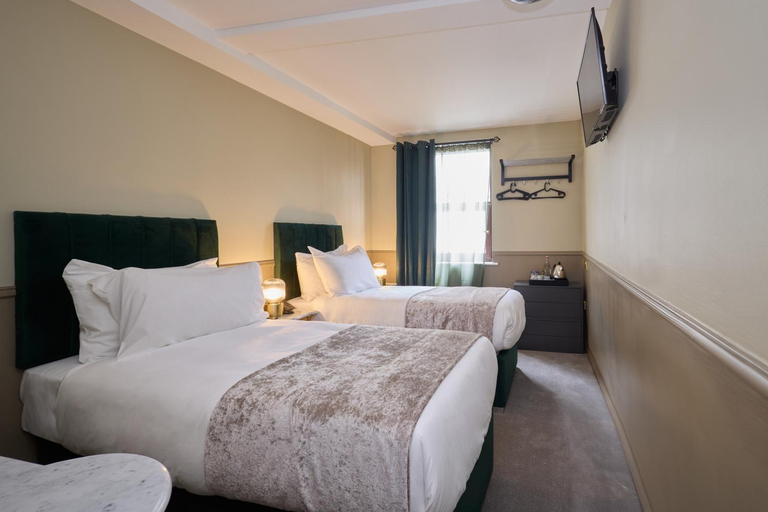 Bedroom 2, Riverhouse Hotel, Dublin