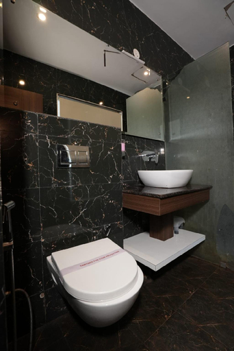 Bathroom, Royal suites Chakki Morh, Solan