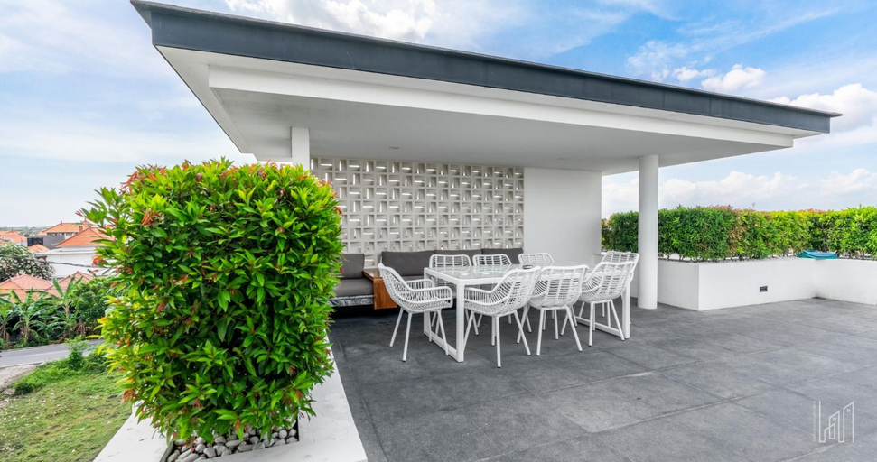 Others 3, Merayu 2 - 5BR villa in Central Canggu Batu Bolong, Badung