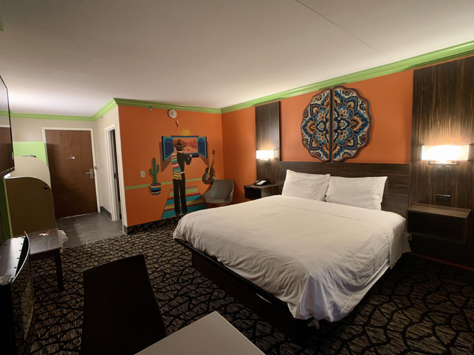 Bedroom 2, The Lincoln Motel, Philadelphia