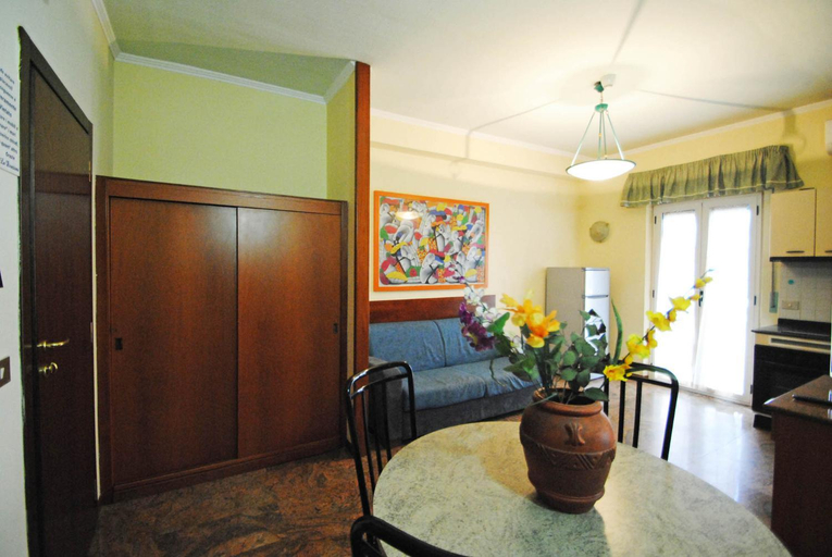 Others 5, Residence Settebello, Ascoli Piceno