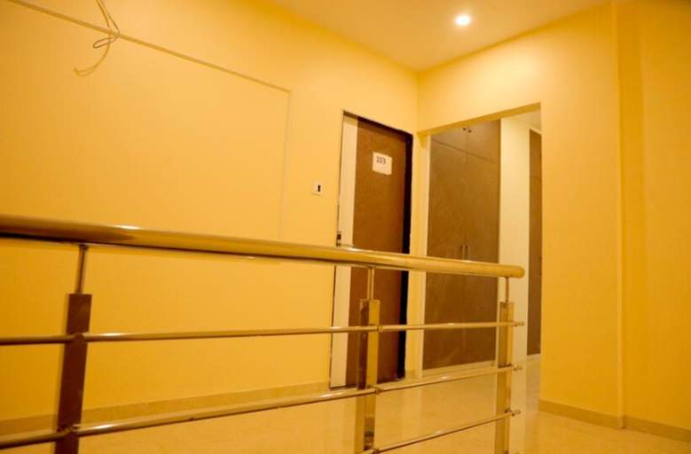 Others 5, Hotel Veeratn, Kolhapur