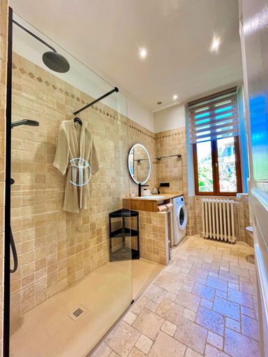 Bathroom 2, La Thebaide, Alpes-Maritimes