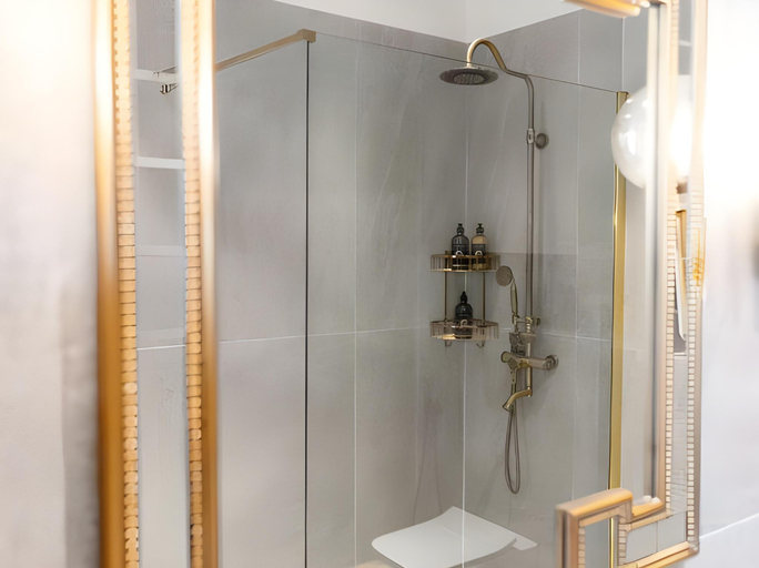 Bathroom 4, Golden Beach Resort , Sihanoukville