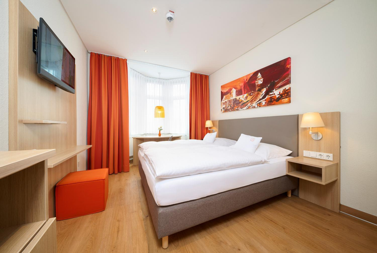 Bedroom 2, Hotel Victoria Nurnberg, Nürnberg