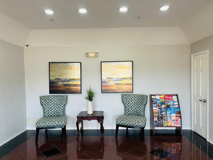 Public Area 2, Executive Inn & Suites West Columbia, Brazoria
