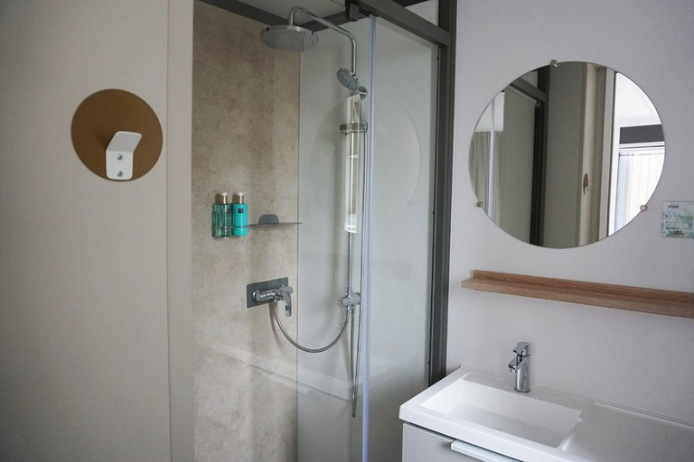 Bathroom, 2-persoons hotelkamer, Barneveld