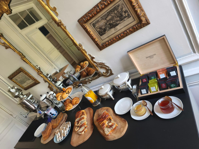 Food & Drinks 4, Chez Diane, Cher