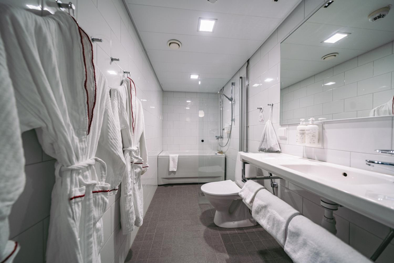 Bathroom 3, Sokos Koljonvirta, North Savonia