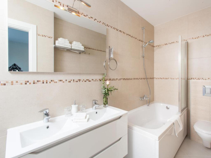 Bathroom 4, Five Bedroom Villa with Private Pool  Sea View, Pojezerje