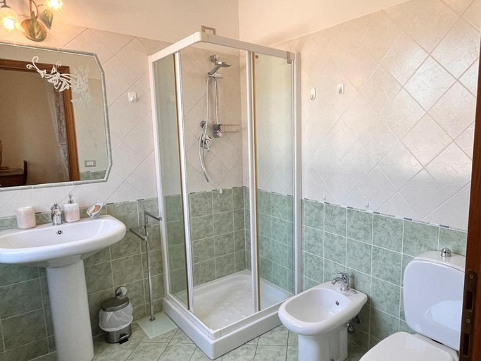 Bathroom 3, BnB Villa Melany vicino Centro, Lucca