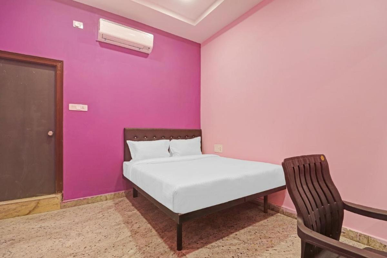 Bedroom 2, Hotel sai balaji, Hyderabad
