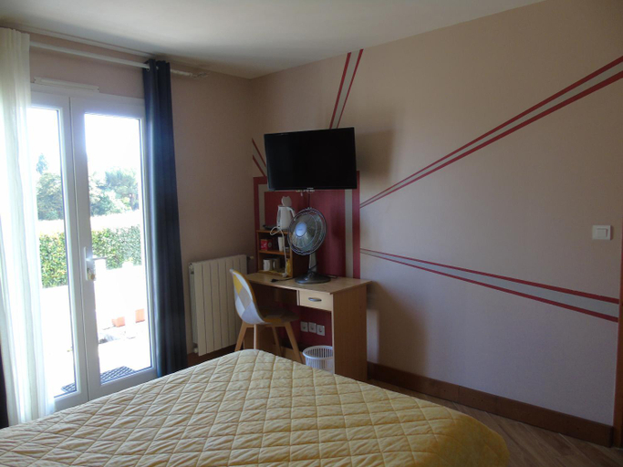 Others 5, les Eglantines, Lot-et-Garonne