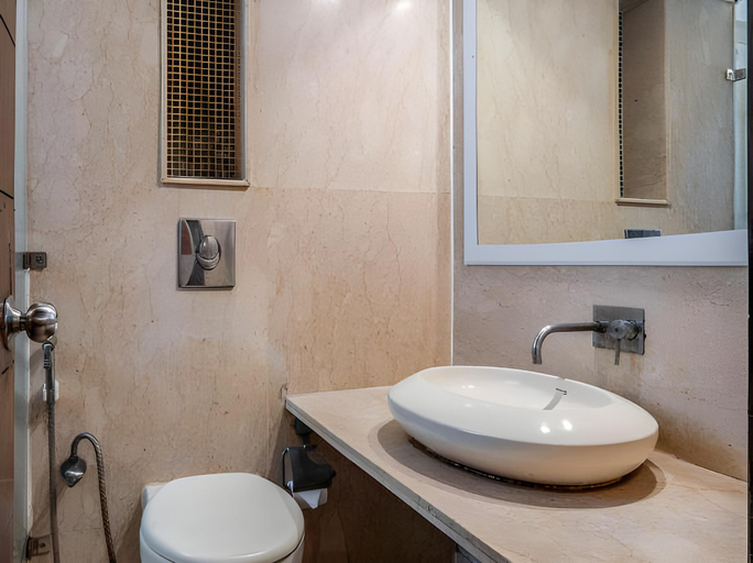 Bathroom 3, Hotel Le Roi, Delhi