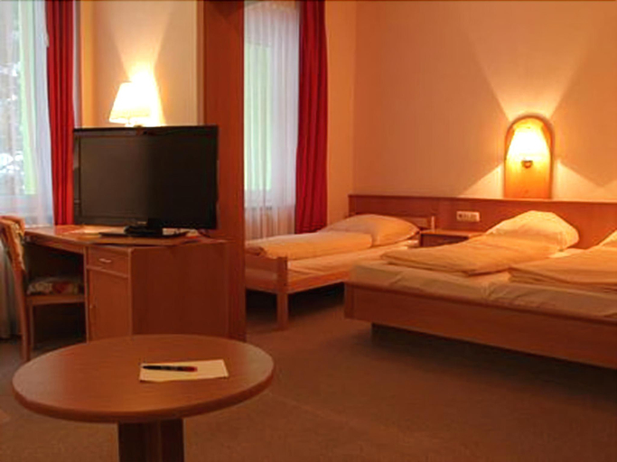 Bedroom 2, Action Forest Active Hotel B&B, Breisgau-Hochschwarzwald