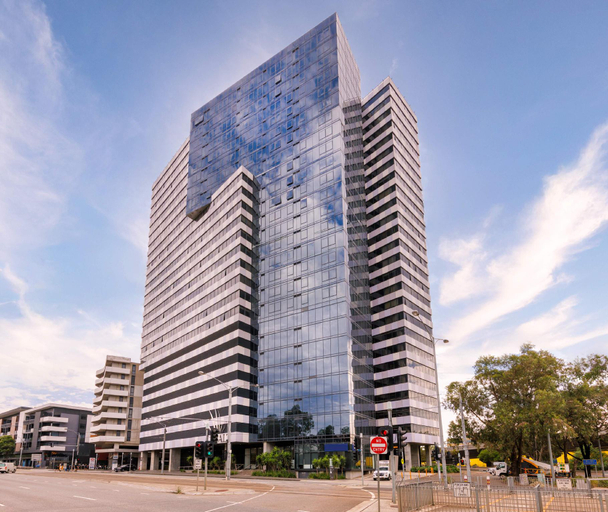 Exterior & Views 2, Oaks Melbourne Flemington Suites, Melbourne