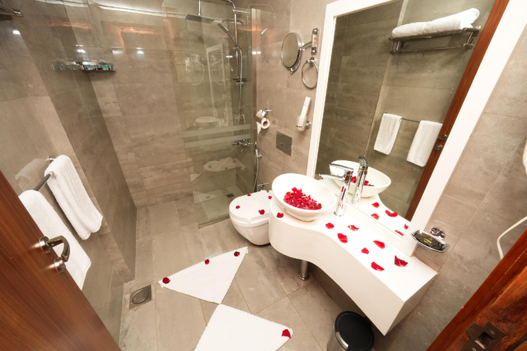 Bathroom 5, Elian Al Sahafa Hotel, Riyadh