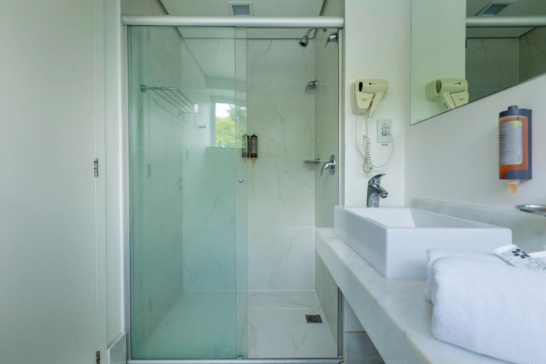 Bathroom 4, Pampulha Design Hotel, Belo Horizonte