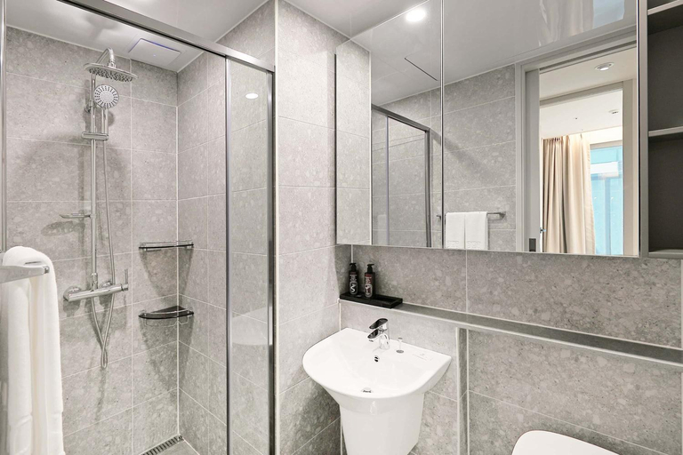 Bathroom 5, SOTA SUITE Pyeongtaek Godeok, Pyeongtaek