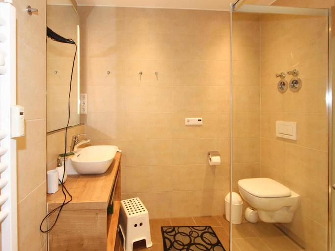 Bathroom 3, Hubsche Wohnung mit Balkon, Breisgau-Hochschwarzwald