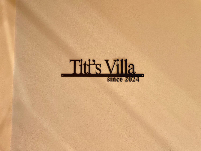 Others 3, Titi's Villa, Durrësit