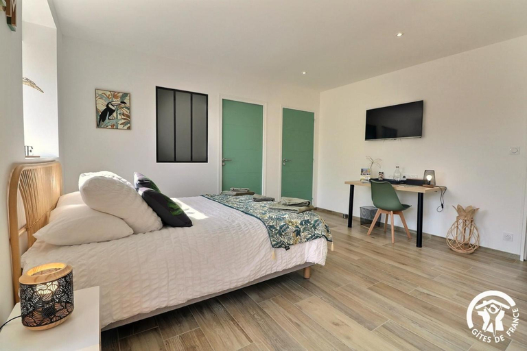 Bedroom 2, LES INSOLITES DE SOPHIE, Ille-et-Vilaine