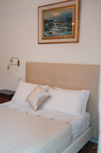 Bedroom 5, La Residenza del Barone, Salerno