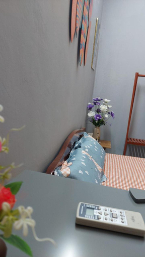 Bedroom 2, alley homestay_liễu giai, Ba Đình