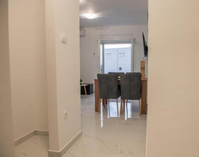 Public Area 2, Apartments Marin, Šibenik