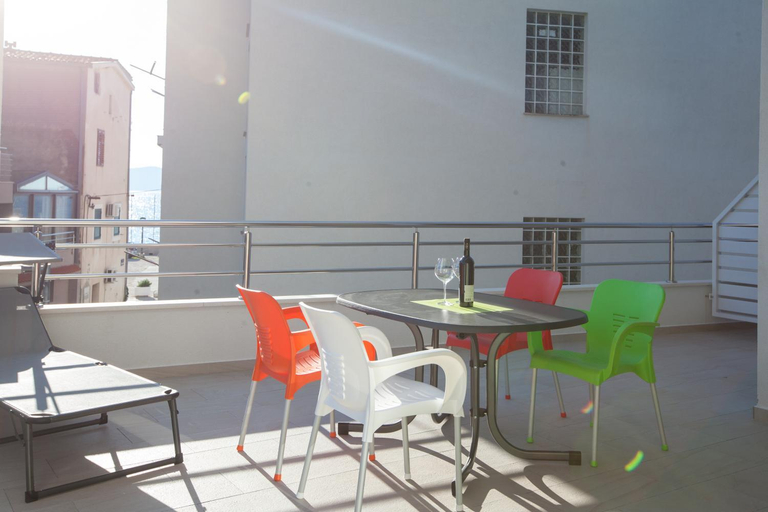 Others 4, Villa Podgorka, Podgora