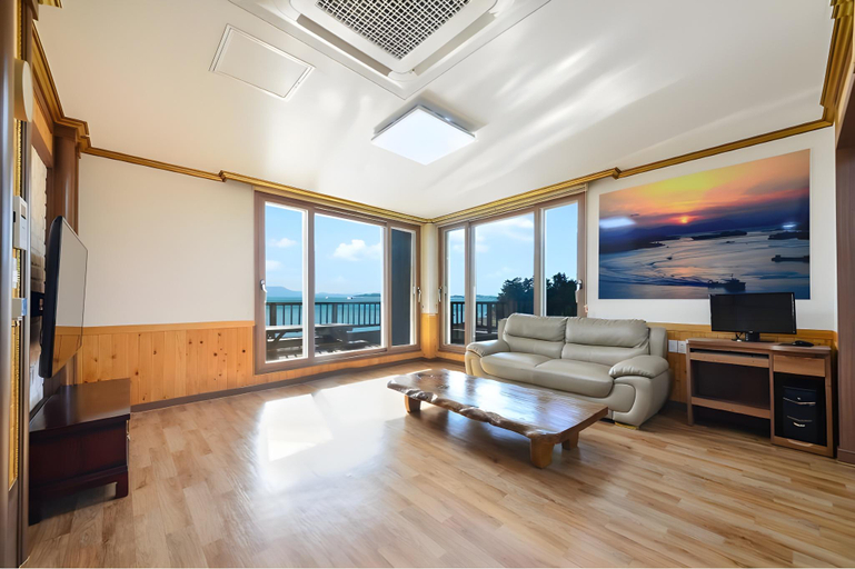 Others 5, Yeosu Haein Pension, Yeosu