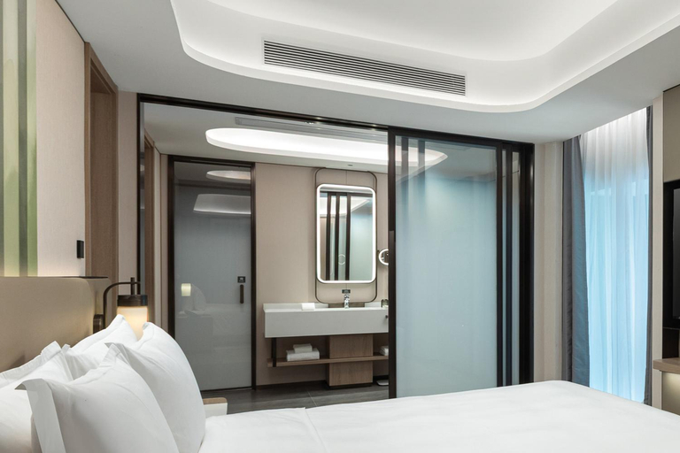 Bedroom 3, Holiday Inn & Suites SHANGHAI CHANGFENG by IHG, Shanghai