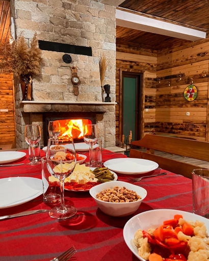 Food & Drinks, Раиски кът “Еленова поляна”, Belitsa