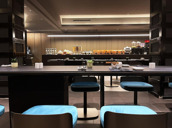 Food & Drinks 5, Mokinba Hotels Cristallo, Milano