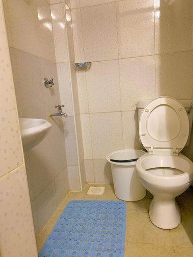 Bathroom 2, Travelas cove near JKIA and SGR, Mavoko