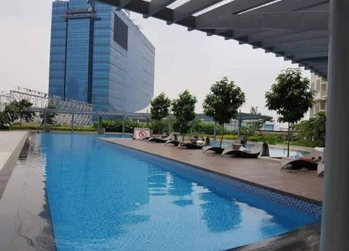 Swimming pool, Condo staycation in SLP Bangkal Makati, Makati City