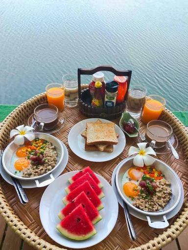 Food and beverages, Baanrimnam Resort Lopburi, Chai Badan