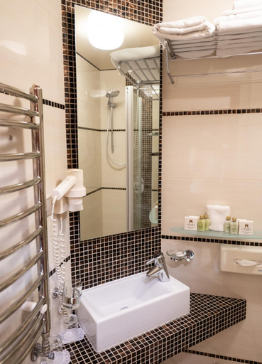 Bathroom 5, Citadel Inn Hotel&Resort, L'vivs'ka