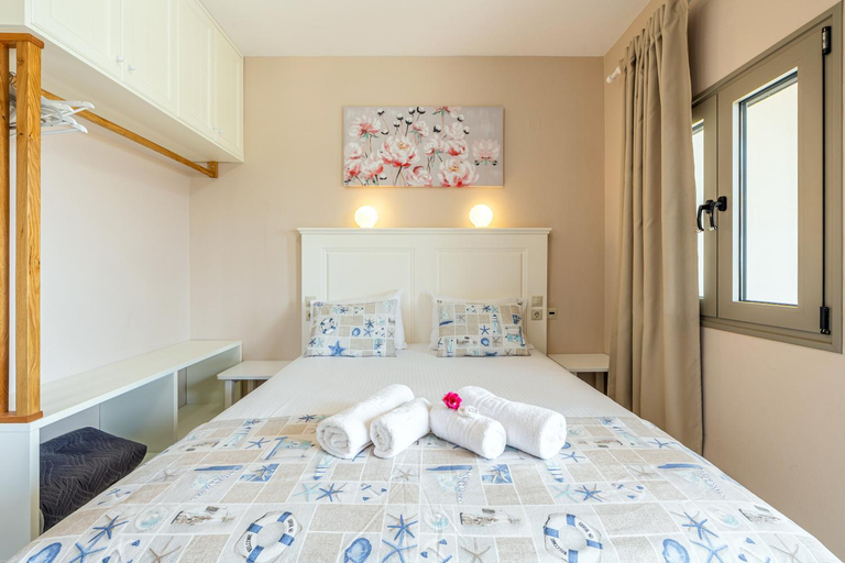 Bedroom 2, Mythos Suites Diskos, Crete
