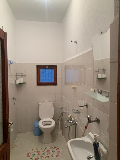 Bathroom, Kristal pansiyon, Ortaca